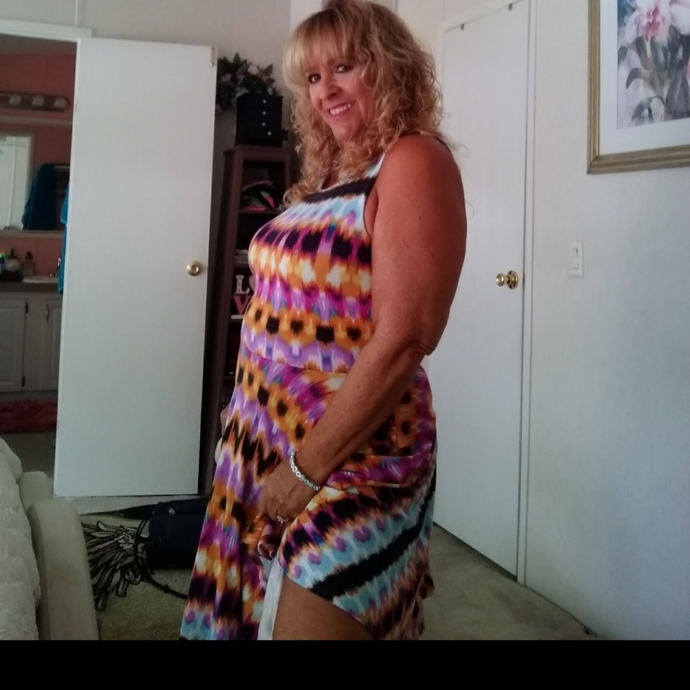 Cynthia Rowley dress sleeveless (L) colorful stretchy comfortable for Summer